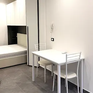 Silver White Cremona